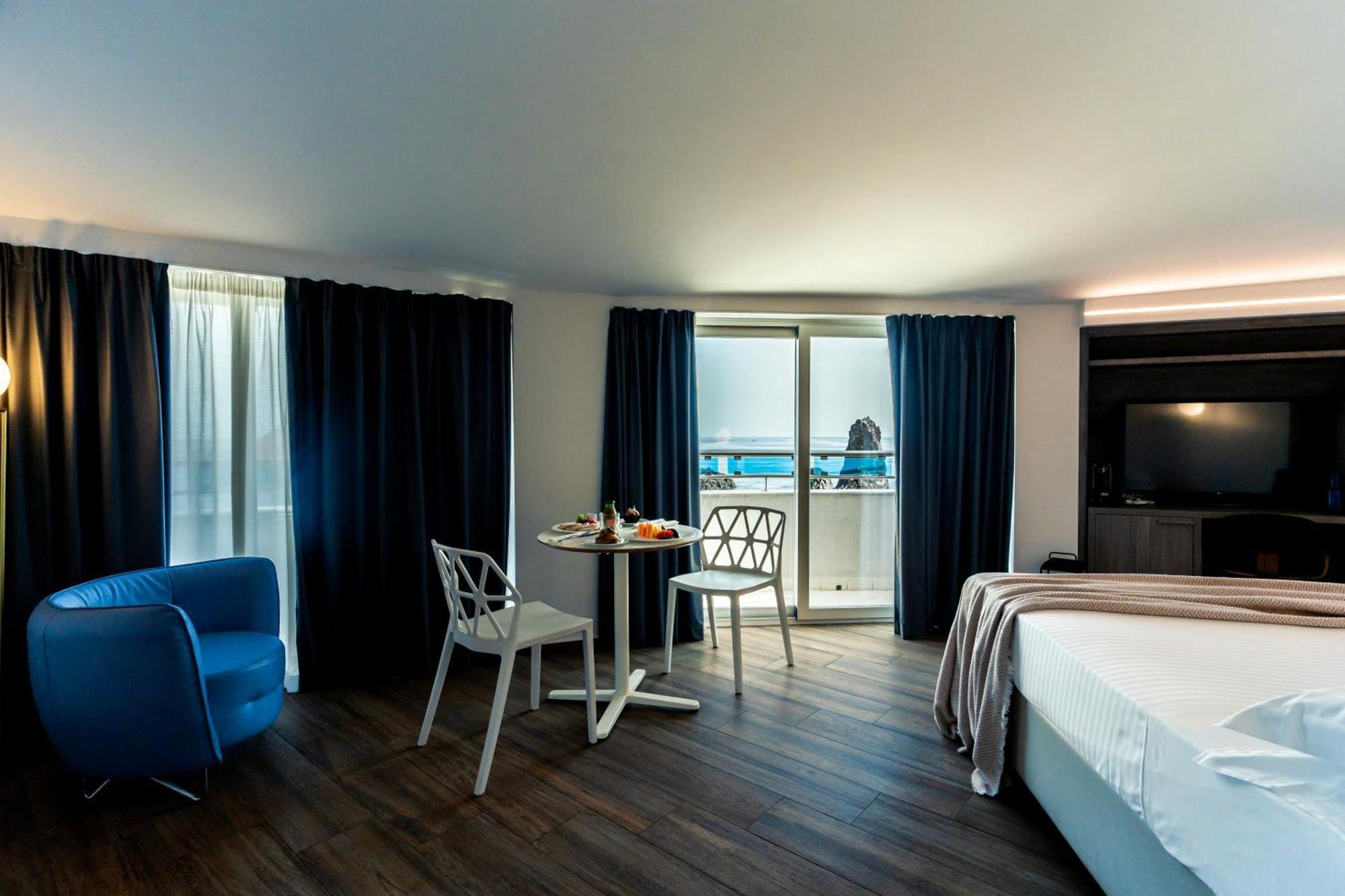 Grand Hotel Faraglioni Aci Trezza Exterior photo