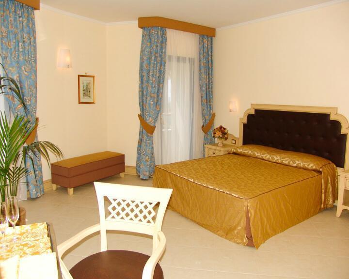 Grand Hotel Faraglioni Aci Trezza Exterior photo